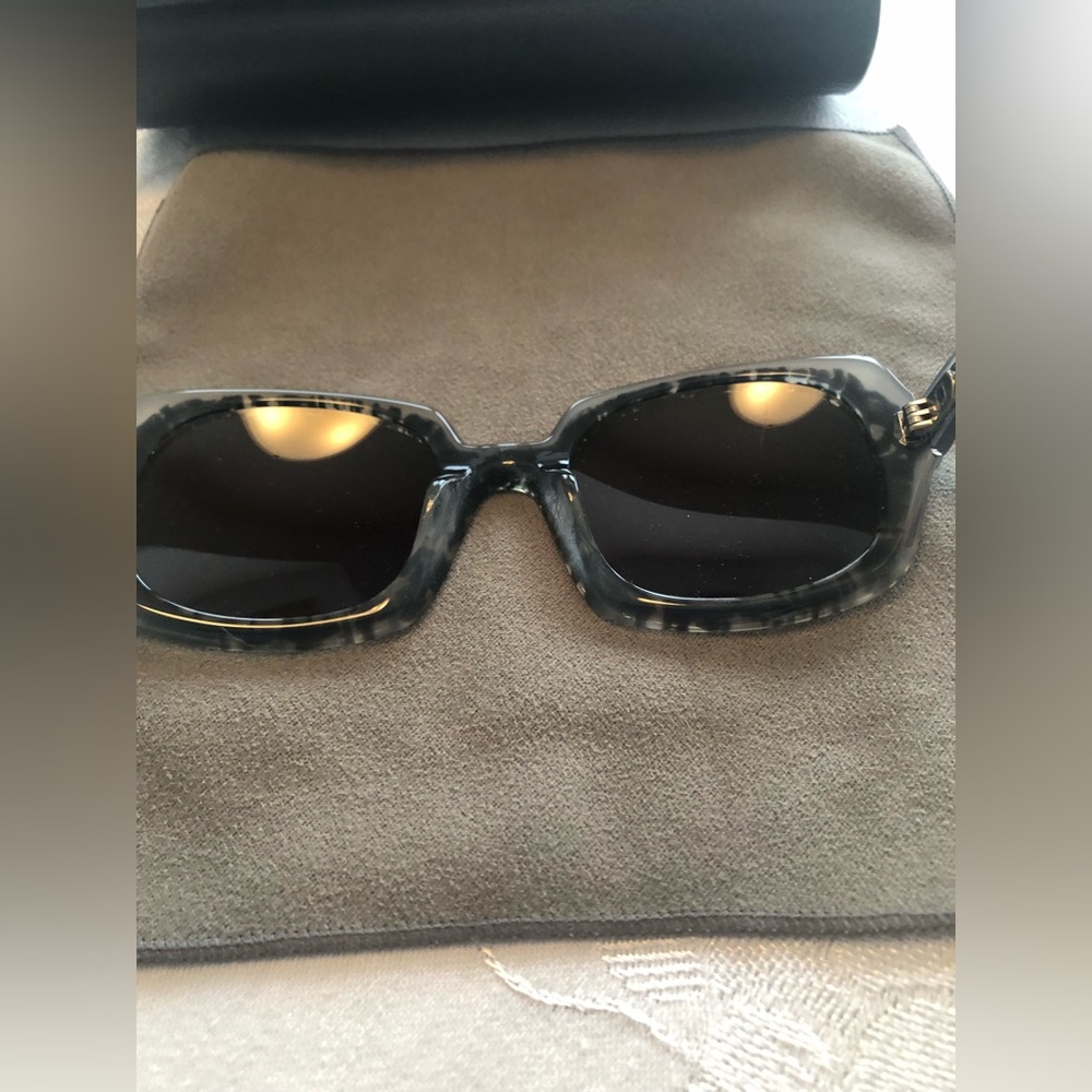 Blake Kuwahara Sunglasses - Picture 5 of 7